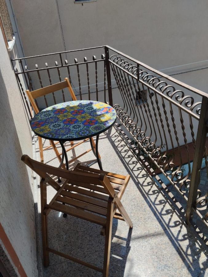 Bougainvillea Casa Vacanza Кастельбуоно Екстер'єр фото